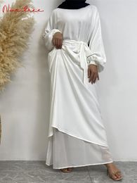 Ropa étnica Ramadán Eid Djellaba Vestido musulmán sedoso Moda de Dubái Puño elástico Abaya Túnicas largas Túnica islámica con cinturón WY1383