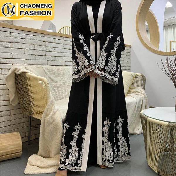 Vêtements ethniques Ramadan Eid Fashion Broderie Kaftan Dubai Abaya Kimono Turquie Hijab Habe musulmane Malaisie Islamique pour les femmes Caftan