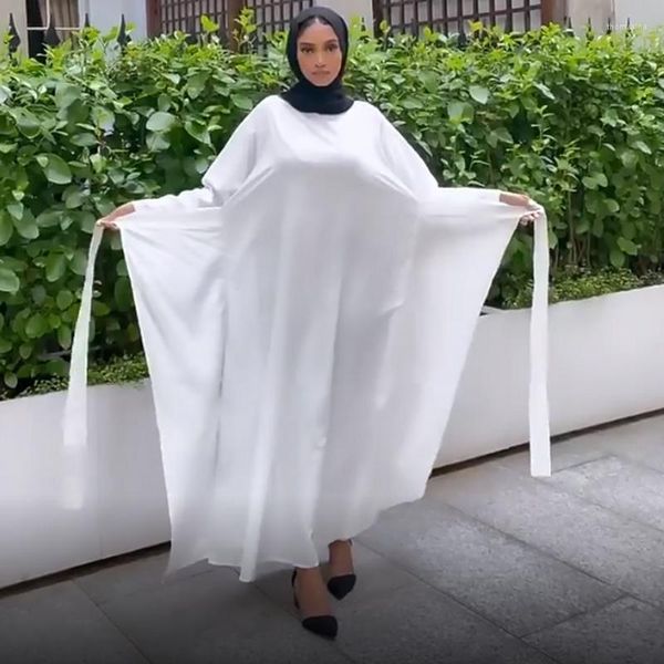 Ropa étnica Ramadán Eid Túnica musulmana Dubai Abaya Mujer Modest Satén Elegante Túnica Vestidos largos con cinturón Kaftan Árabe Islámico Femme