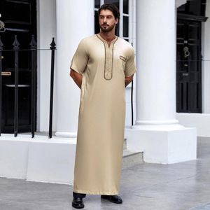 Vêtements ethniques Ramadan Islam Hommes musulmans Abaya Broided à manches courtes Robe Moyen-Orient Arabe Dubaï Chemise traditionnelle Thobe