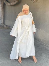 Etnische Kleding Ramadan Wit Satijn Abaya 3 Delige Set Hijab Moslim Jurk Vrouwen Kaftan Avondjurken Dubai Turkije Mode islamitische Kleding Sets 230721