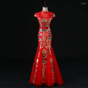 Vêtements ethniques Broderie rouge Mariage Cheongsam Femmes Vintage Plus Taille Fishtail Robe Traditionnelle Show Costume Formel Qipao XS à 3XL