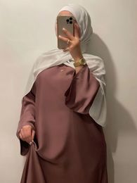 Etnische Kleding Satijn Abaya Kalkoen Moslim Mode Hijab Jurk 8 Kleuren Gesloten Abaya's voor Vrouwen Dubai Afrikaanse Jurken Islam Kleding Kaftan Gewaad 230721