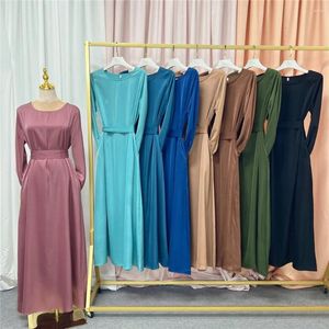 Etnische kleding Satijn Eid Ramadan Abaya Moslimvrouwen Casual Maxi Dess Gebed Dubai Kaftan Turkije Islam Arabisch bescheiden jurk Caftan