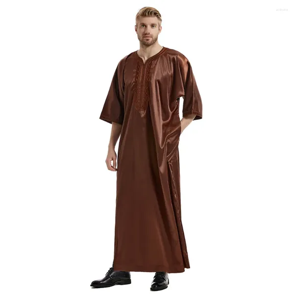 Vêtements ethniques Hommes arabes saoudiens Robe Jubbe Thobe Summer Half Mancheve Gown Islamic Djellaba Muslim Robe Dubaï Turquie Kaftan Dishdasha