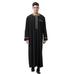 Ropa étnica Arabia Saudita Musulmán Islámico Hombres Jubba Thobe Abaya Vestido Largo Robe Musulman Kaftan Caftan Eid Dubai Árabe Medio Oriente Ramadán