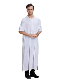 V￪tements ethniques Couleur solide Men Muslim islamique Kaftan Robes Sleeve courte o cou jubba thobe d￩contract￩ Duba￯ Saudi Arabie Abaya V￪tements