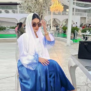 Vêtements ethniques Solide Musulman Ensemble Deux pièces Robe à manches longues Robes décontractées Dubaï Malaisie Mode Plume Abayas pour femmes
