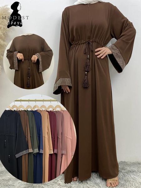 Vêtements ethniques Spring Fashion Diamond Front Zipper Robe Robe Femmes Musulmanes Élégant Solide Col Rond Manches Longues Lâche Cordon