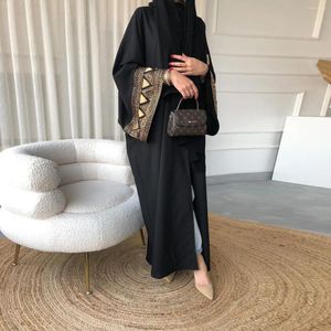 Vêtements ethniques Summer Eid Style broderie ouverte Modest Abaya Dubai Muslim Kimono Abayas pour femmes Robes Kaftan Islamic