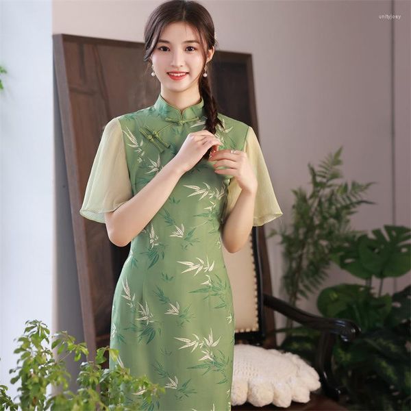 Vêtements ethniques Summer Satin Mid-Longle Green Cheongsam Fresh Literary Chinese Traditional Robe Qipao Jeune fille Style Abiyeler Elbiseler