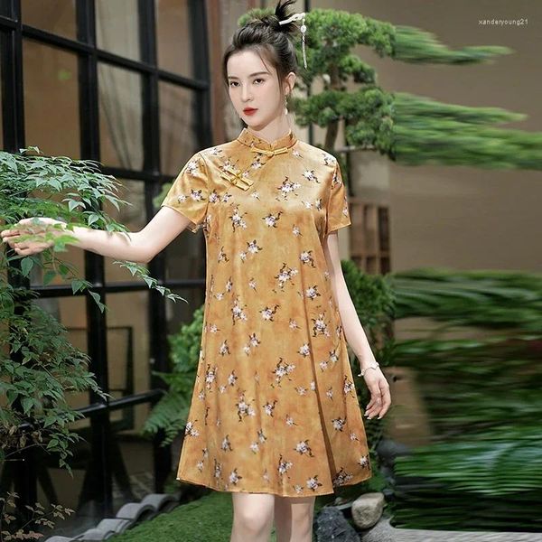Ropa étnica Verano Joven Moderno Mejorado Cheongsam Estilo chino tradicional Vestido suelto de manga corta Amarillo Qipao