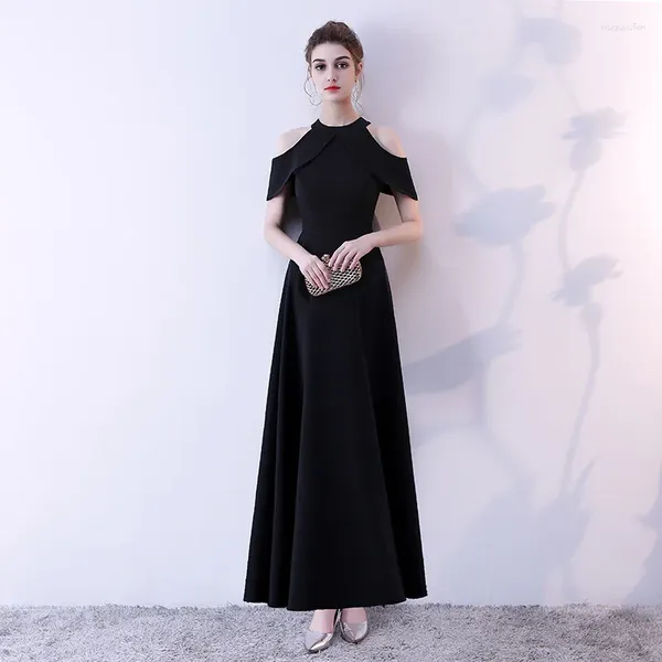 Costume de performance de l'équipe de vêtements ethniques Robe de demoiselle d'honneur noire Elegant Slim Vestidos Femmes Plus taille