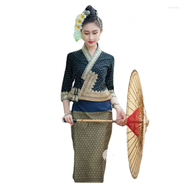 Vêtements ethniques Costume thaïlandais pour femmes Style Slim Fit traditionnel Thaïlande Tops Blouse Jupe Vêtements asiatiques Robe