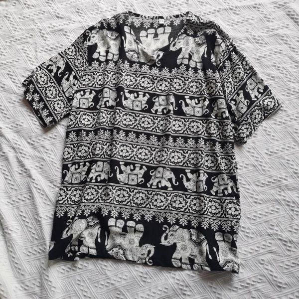 Ropa étnica Tailandia Elefante Camiseta Casual Seda Algodón Verano Playa Suelta Manga corta Moda Hombres Mujer Traje de vacaciones