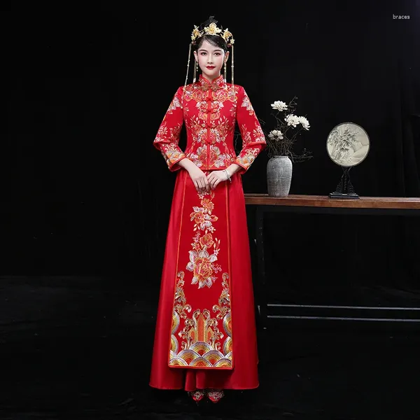 Vêtements ethniques Traditionnel chinois Cheongsam Robe de mariée brodée Vintage Rouge Classique Qipao Mode Engagement élégant Xiuhe