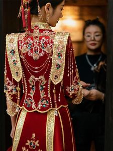Vêtements ethniques Costume de mariage traditionnel chinois Robe de vêtement sans doublure Mariée Xiuhe et robe de style de luxe de haute fille 231212
