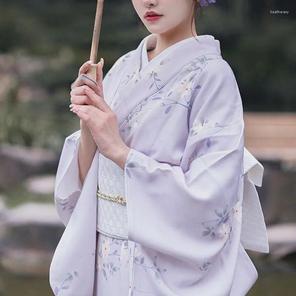 Vêtements ethniques Kimono japonais traditionnel pour femmes, style vintage, imprimé de fleurs violettes, Yukata d'été, costume de jeu de rôle, robe de tir Po