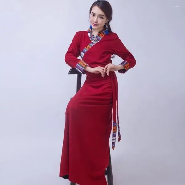 Ropa étnica Traje tradicional tibetano Primavera Mujeres Vestido de fiesta Estilo nacional Damas Guozhuang Trajes de baile Tíbet Traje de rendimiento