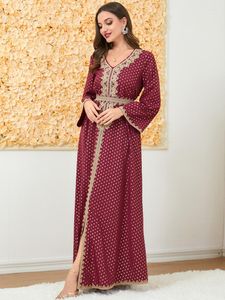 Vêtements ethniques turquie robes pour femmes à pois dentelle broderie col en v à manches longues élégant a-ligne robe ceinturé caftan musulman