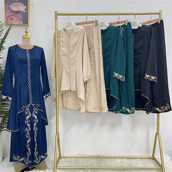 Roupas étnicas Conjuntos de duas peças Malásia Bordado Top e Saias Conjunto Mulheres Turquia Muçulmana Abaya Vestido Dubai Islam Ramadan Outfits Vestido