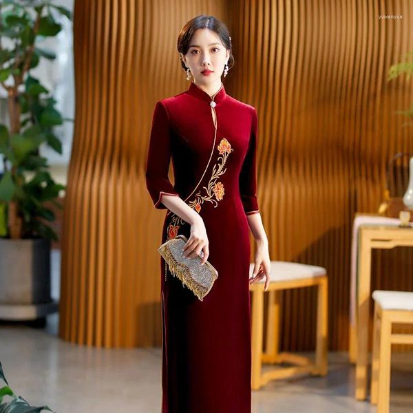 Ropa étnica Terciopelo Cheongsam Vestido Chino Tradicional Madre Tarde Qipao Mujeres Vestidos de fiesta de boda Vestidos de dama de honor