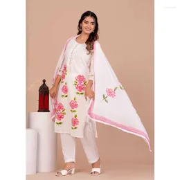 Ethnic Clothing White Floral Chicken Cotton Embroidery Hand Printed Kurti With Pants Dupata