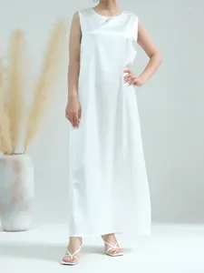 Vêtements ethniques Satin blanc sous Abaya sans manches Slip Robe intérieure Musulman All-Match Robe intérieure Abayas pour femmes Dubaï Turquie Islamique