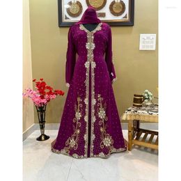 Etnische kleding wijn-burgundy avondjurk Marokko Dubai bed lang shirt Arabisch abaya feest bloemen