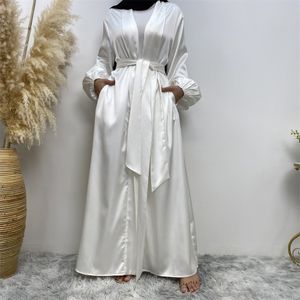 Vêtements ethniques Femme Musulman Ababya Satin Dres Abaya Élégant Dubaï Turquie Arabe Islamique Caftan Saudi Cardigan Robe Plaine 230324