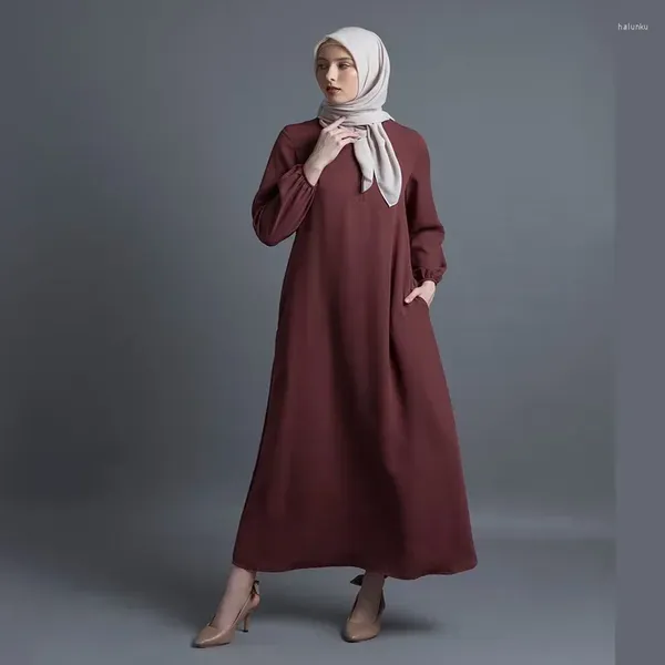Vêtements ethniques Femme Robe de couleur unie Musulman Moyen-Orient Malaisie Turquie Dubaï Lâche Abaya Mode Maxi Abayas pour femmes