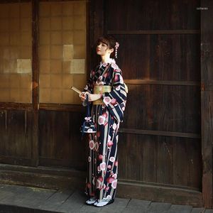 Vêtements ethniques femmes japon traditionnel Yukata imprimés floraux été Kimono peignoir Cosplay porter Pographie robe de scène