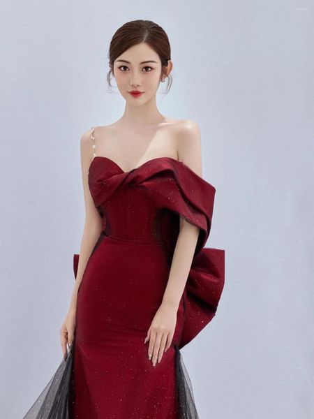 Vêtements ethniques femmes bordeaux longue queue de poisson robe de bal élégante une épaule formelle dos nu robe de soirée de mariage