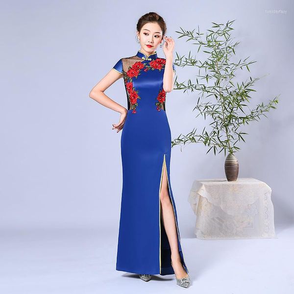 Ropa étnica Mujer Elegancia Bordado Cheongsam Vestido Dama Retro China Boda Vestidos de dama de honor Vintage Traje de fiesta de noche