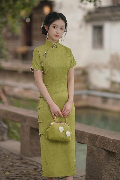 Ropa étnica Mujeres Verde Manga corta Cheongsam Chino Tradicional Traje delgado Elegante Vestidos largos Sexy Qipao