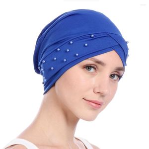 Etnische kleding vrouwen hijab caps moslim elastische binnenste hijabs India Arabische islam mode kralen tulband hoed Musulman femme wrap beanie motorkap