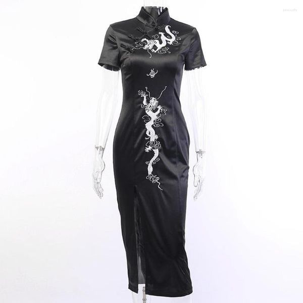 Vêtements ethniques femmes rétro Cheongsam Style chinois broderie robe moulante à manches courtes gothique taille haute fente Sexy dame serré