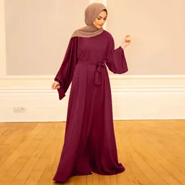 Ropa étnica Vestido casual para mujer Mangas acampanadas musulmanas sólidas Abaya Elegante Kaftan árabe Manga larga Madre de los vestidos de novia