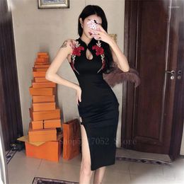 Ropa étnica Mujeres Sexy Red Rose Cheongsam Dress Black High Split Hollow Out Chinese Qipao Vintage Gothic Slim Waist Evening Party Long