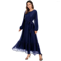 Vêtements ethniques Femmes Simple Elegant Abaya Muslim Drees Lace-Up Long Manche rond Round Ladies Robe Middle Eastern Dubai Turquie solide