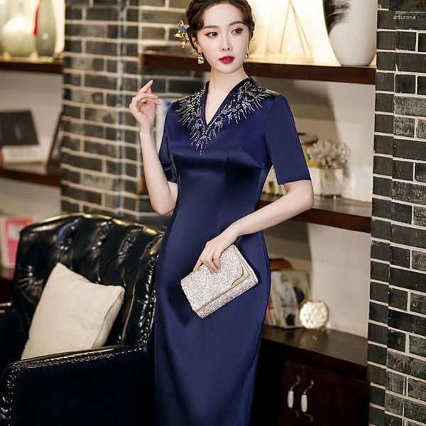 Vêtements ethniques Yourqipao Mariage Mère De La Mariée Marié Cheongsam Robes Chinoises Robe De Soirée De Mariée Bleu Marine Satin Plus Taille