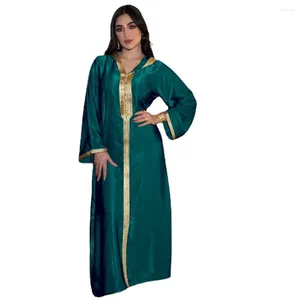 Etnische kleding zigui moslim Abaya -jurk Dubai Turkije Saoedi -Arabië Gold V Neck Hooded lange mouw groene jalabya ​​Arabische vrouwen