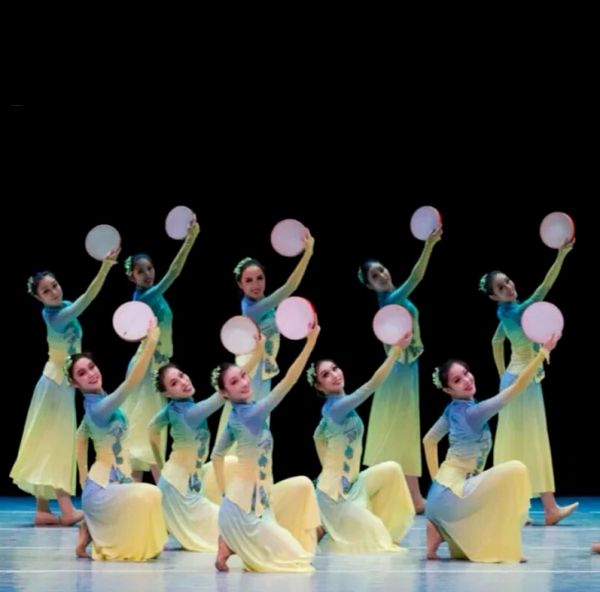 Danza étnica yangko ropa chino traficantes de baile clásico fanático de los fanáticos del antiguo yangko hanfu dance elegante hada set