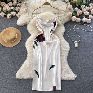 Etnische stijl Suspender jurk voor vrouwen in de zomer sexy slank fit temperament satijnen split print jurk lange rok trend