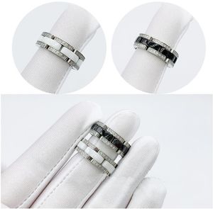 Europa Amerika Mode Stijl Mannen Dame Dames Titanium Staal Gegraveerde Letter Single Row Ceramic Setting Diamond Lovers Smalle Ringen US5-US11