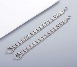 Europe Amérique rétro Men de femme Lady Femmes Silver plaquées gravées G Initiales Modèles Amours à grande chaîne Bracelet9780912