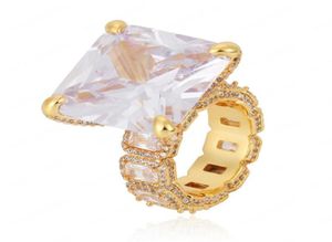 Europe et Amérique Men des hommes Femmes Ring jaune Gold plaqué Bling Ice Out Big Diamond Cz Stone Ring pour les hommes Femmes Nivets Bijoux4129954