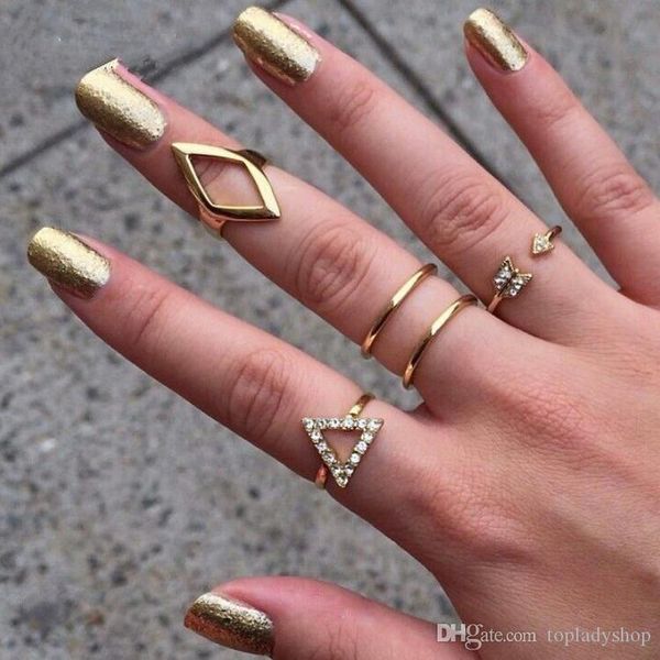 Europe et les États-Unis Band rings Fashion Wild Diamond arrow Triangle rhombique 5 pcs / ensembles en gros