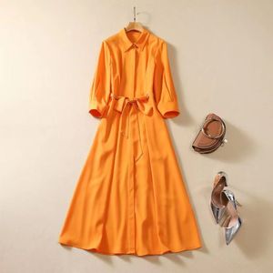 Europa en de Verenigde Staten dames 2024 winter nieuwe driekwart mouw revers oranje mode geplooide jurk met riem XXL