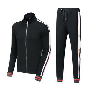 Europa Designer Mens Tracksuits Dames Sportpak Zipper Klassieke letter Afdrukken Paksnel Mouw Red Green Striped Sportsuit Streetwear Sportpakken Zwart 28003